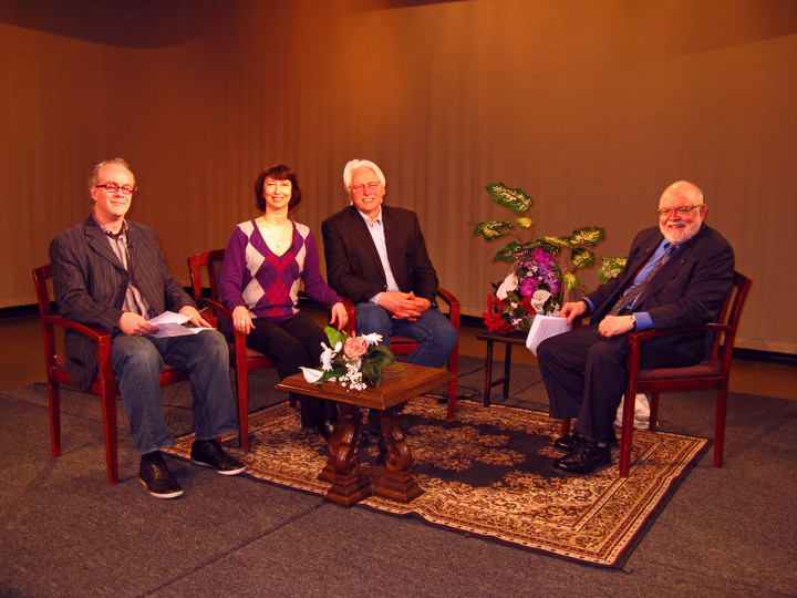 On the set at CAN TV - click to view - mousewheel to zoom